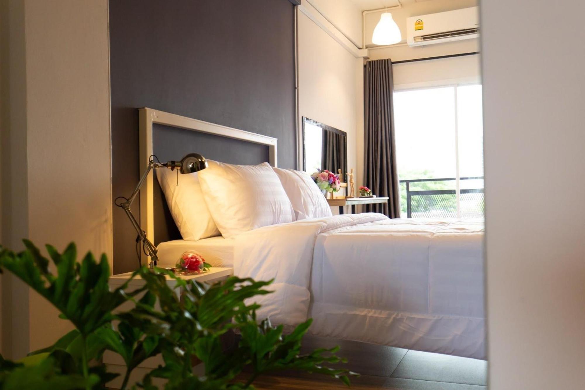 Mango 10 House Hotel Bangkok Ngoại thất bức ảnh
