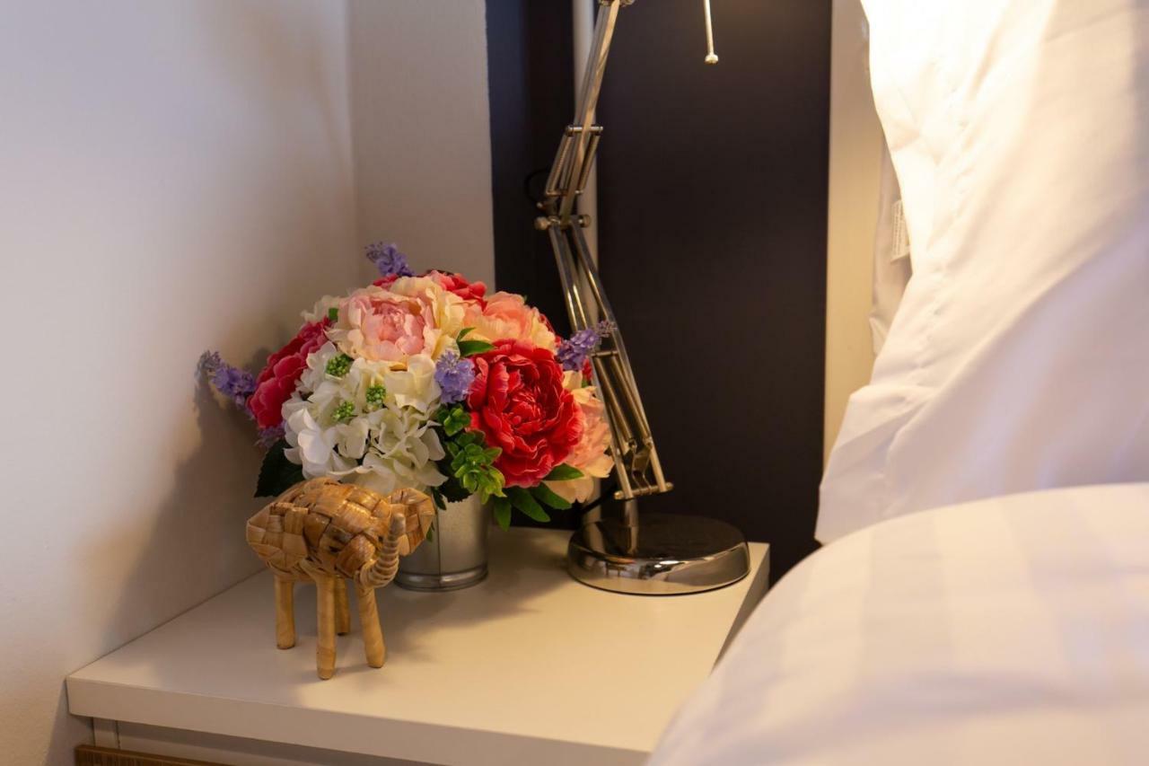 Mango 10 House Hotel Bangkok Ngoại thất bức ảnh