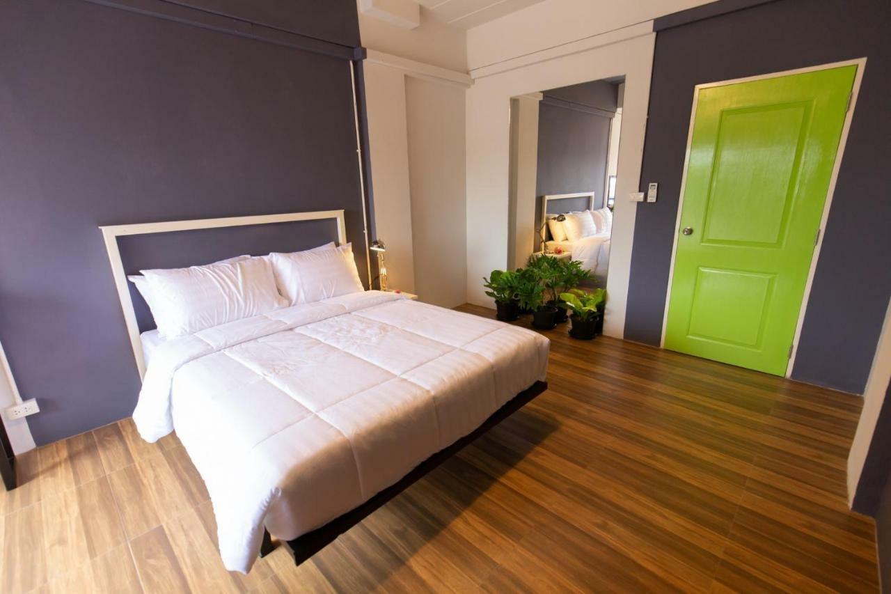 Mango 10 House Hotel Bangkok Ngoại thất bức ảnh