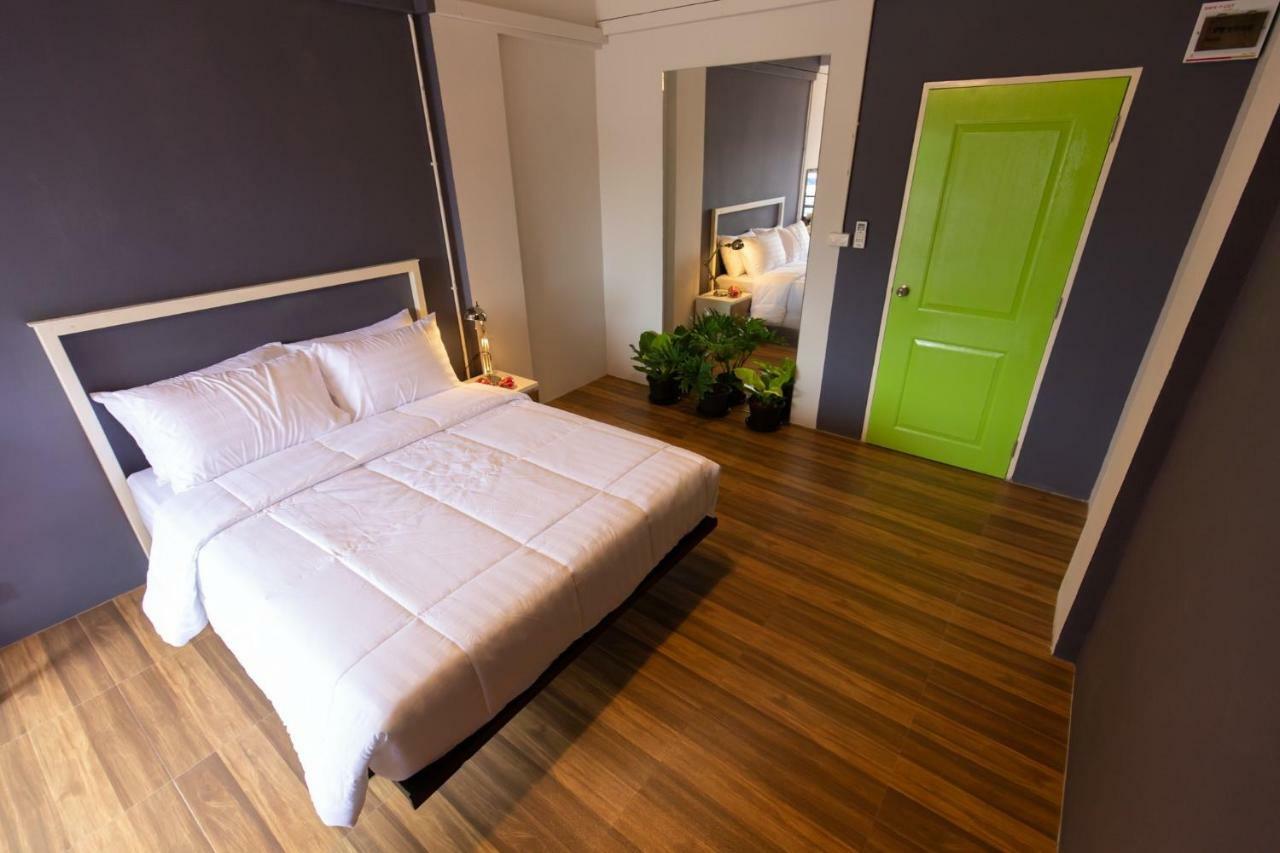 Mango 10 House Hotel Bangkok Ngoại thất bức ảnh
