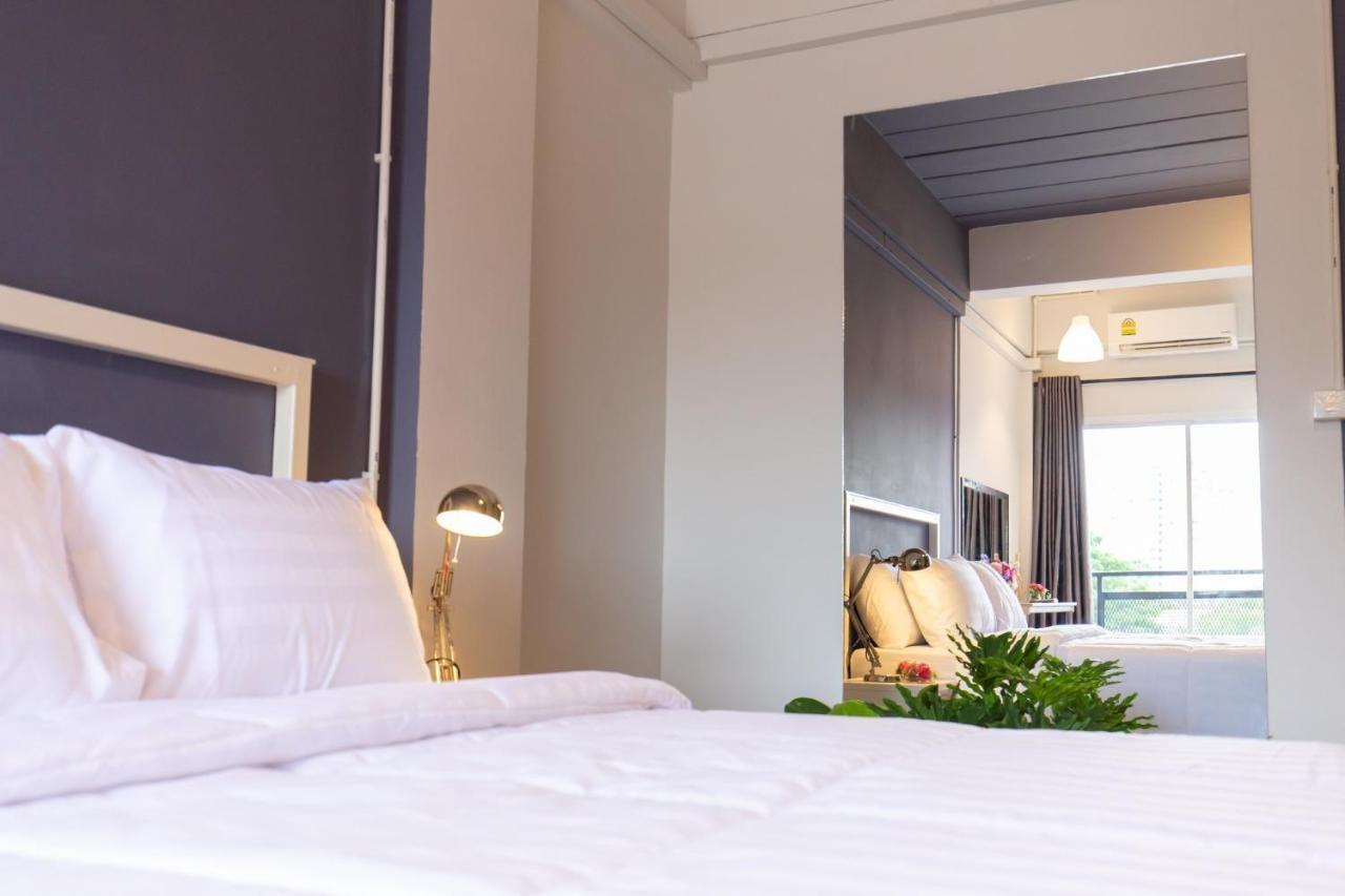 Mango 10 House Hotel Bangkok Ngoại thất bức ảnh