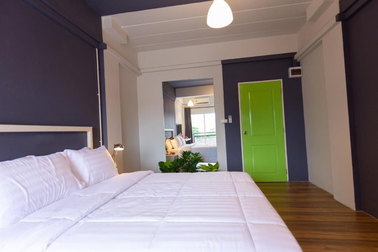 Mango 10 House Hotel Bangkok Ngoại thất bức ảnh